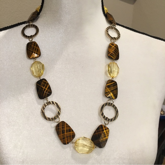 Necklace & Earring Set - Picture 2 of 7